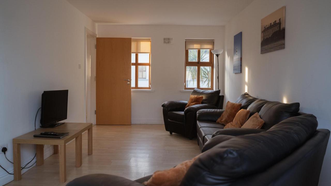 Hookless Holiday Homes Fethard-on-Sea Extérieur photo