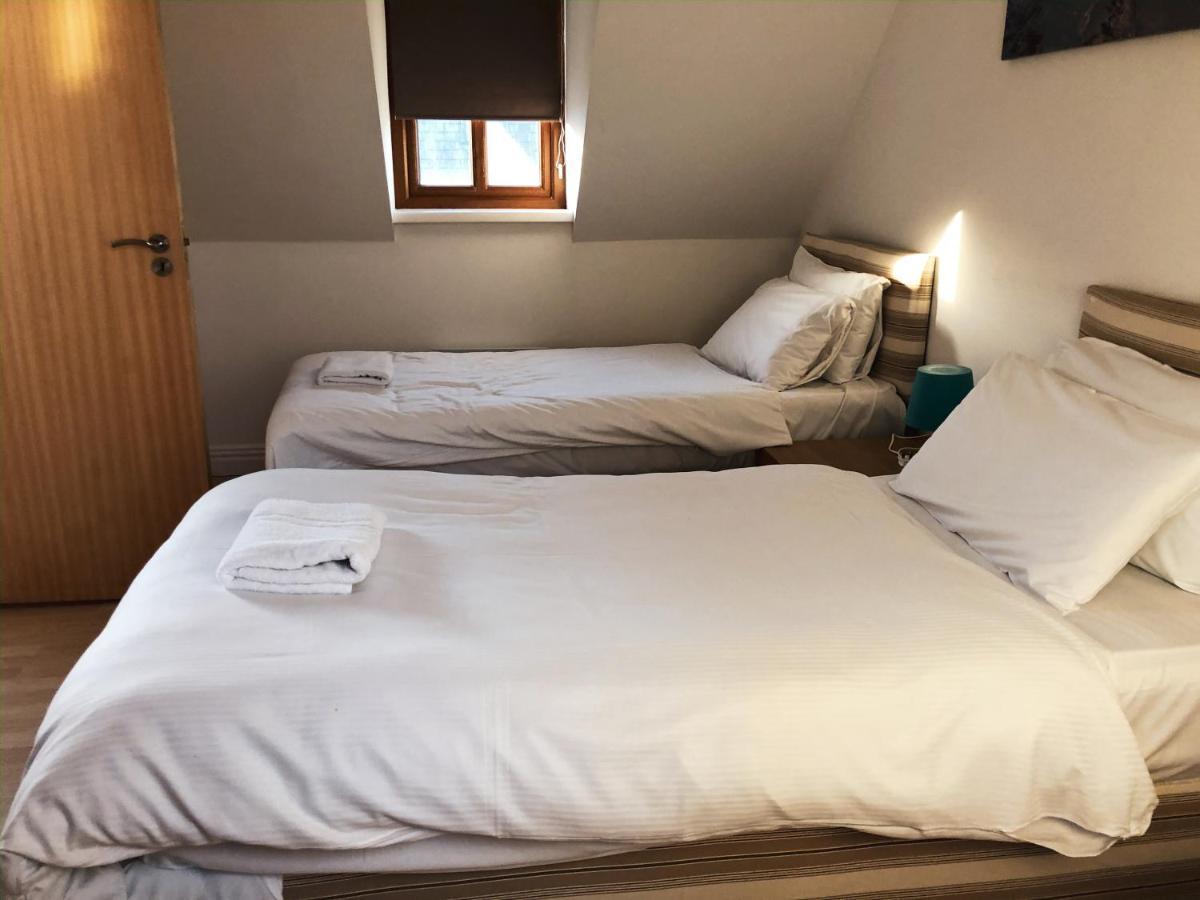 Hookless Holiday Homes Fethard-on-Sea Extérieur photo